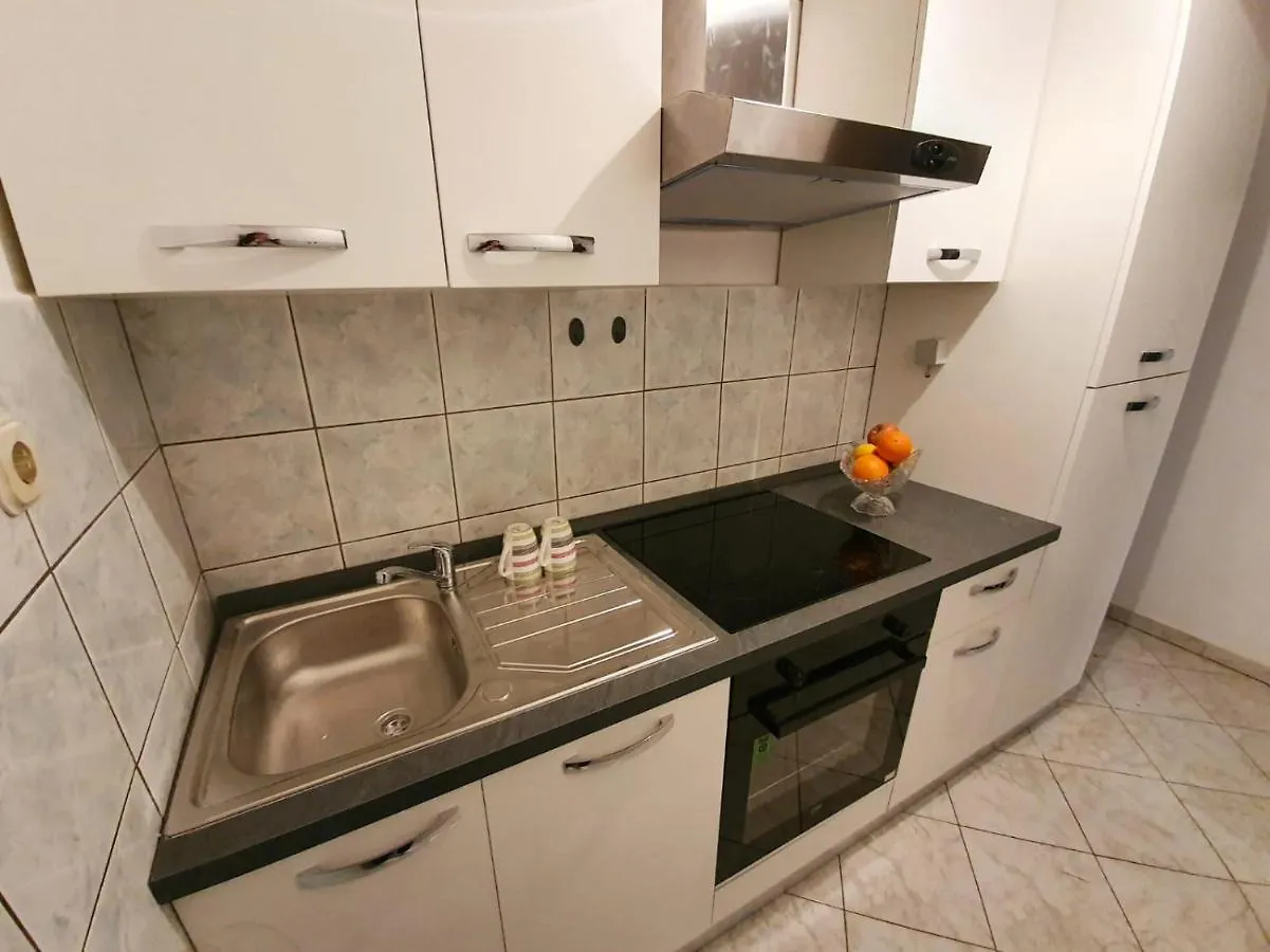 Buco Seafront Apartments & Fastfood Pakostane Croatia