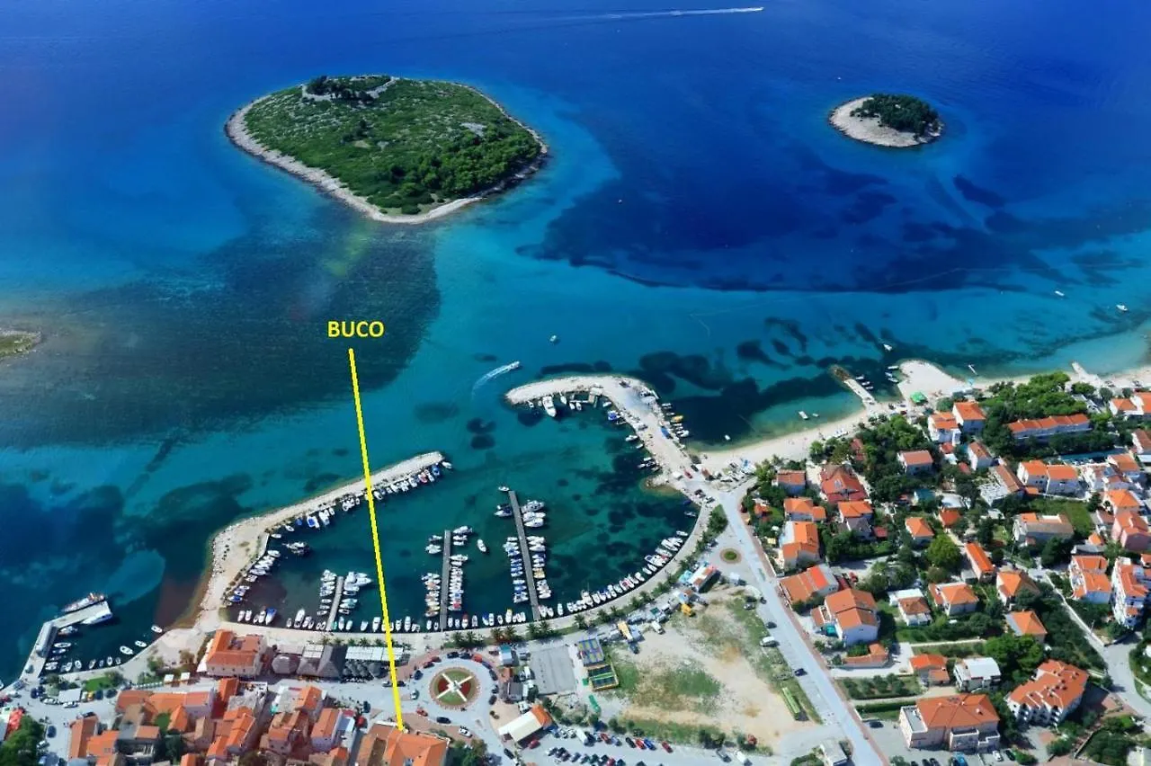 Buco Seafront Apartments & Fastfood Pakostane